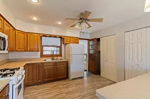 1507 Schultz Pl, Streator, IL 61364 - Photo 7