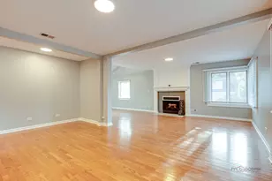 85 Kingman Ln, Hoffman Estates, IL 60169 - Photo 7