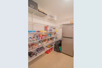 21 E Huron Street #2705, Chicago, IL 60611 - Photo 11