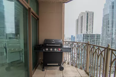 21 E Huron Street #2705, Chicago, IL 60611 - Photo 25