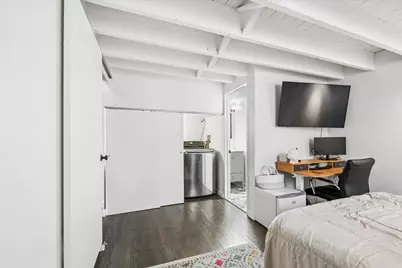 1009 W Wolfram Street #1E, Chicago, IL 60657 - Photo 11