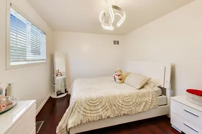 2215 Bradford Drive, Wheaton, IL 60189 - Photo 19