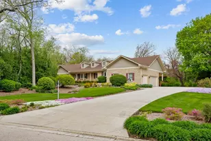 44W664 Oakshire Ln, Hampshire, IL 60140 - Photo 3