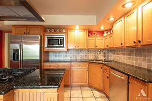 304 S Circle Dr, Palatine, IL 60067 - Photo 13