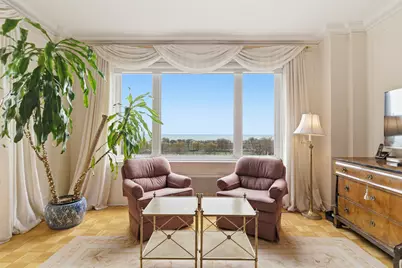 2912 N Commonwealth Avenue #8D, Chicago, IL 60657 - Photo 9