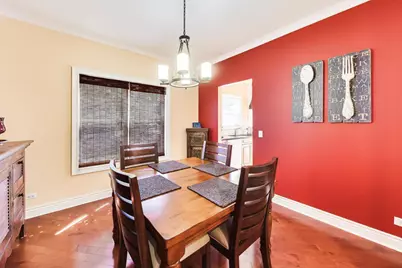 1039 Viewpoint Drive, Lake in the Hills, IL 60156 - Photo 13