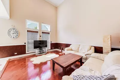 1039 Viewpoint Drive, Lake in the Hills, IL 60156 - Photo 7
