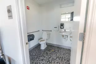 303 W Ohio St, Chicago, IL 60654 - Photo 33