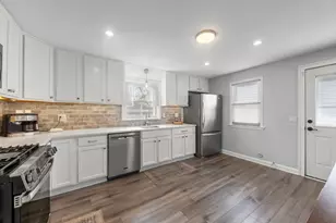 597 N West Ave, Elmhurst, IL 60126 - Photo 5