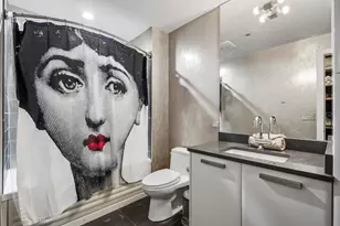 110 W Superior St, Chicago, IL 60654 - Photo 15