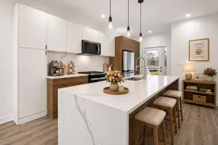 1721 W Arthur Ave, Chicago, IL 60626 - Photo 3