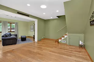700 E Turner Ave, Roselle, IL 60172 - Photo 11