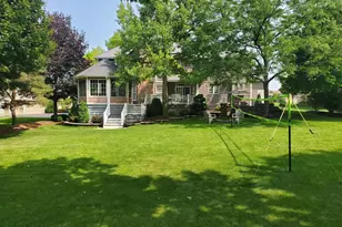 3621 Bunker Hill Dr, Algonquin, IL 60102 - Photo 3