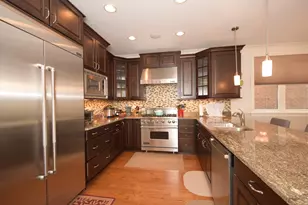 2848 N Sheffield Ave, Chicago, IL 60657 - Photo 5