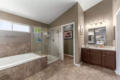 5370 Chancery Way, Lake in the Hills, IL 60156 - Photo 33