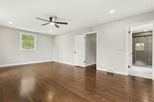 1504 Pfingsten Rd, Glenview, IL 60025 - Photo 25
