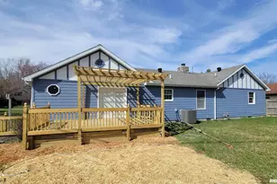 509 Willow Pl, Salem, IL 62881 - Photo 3