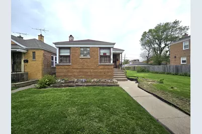8226 S Colfax Avenue, Chicago, IL 60617 - Photo 1