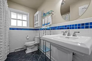2018 Beechwood Ave, Wilmette, IL 60091 - Photo 9