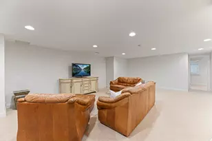 126 Millstone Rd, Deerfield, IL 60015 - Photo 29