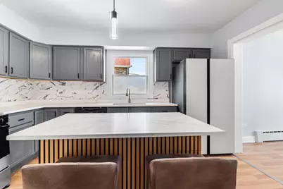 7424 W 57th Place, Summit, IL 60501 - Photo 5