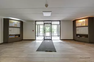 1215 N Waterman Ave, Arlington Heights, IL 60004 - Photo 3
