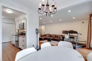 1215 N Waterman Ave, Arlington Heights, IL 60004 - Photo 13