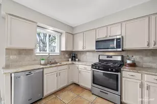 2844 Bluewater Cir, Naperville, IL 60564 - Photo 5