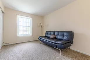 2 Sandhurst Rd, Mundelein, IL 60060 - Photo 19