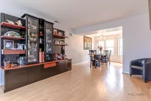 2 Sandhurst Rd, Mundelein, IL 60060 - Photo 5