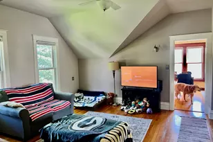 830 Garfield Ave, Batavia, IL 60510 - Photo 5