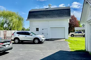 830 Garfield Ave, Batavia, IL 60510 - Photo 3