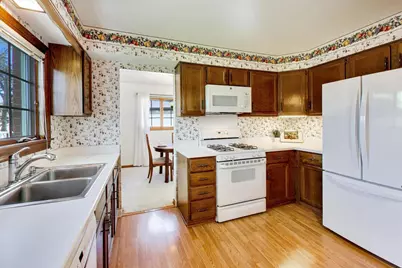 1719 Verde Drive, Mount Prospect, IL 60056 - Photo 7