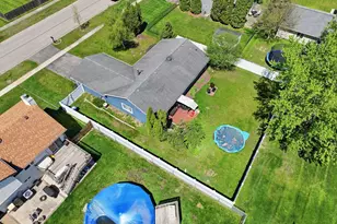 3895 Clipper Dr, Hanover Park, IL 60133 - Photo 25
