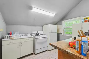 403 W Columbia Ave, Champaign, IL 61820 - Photo 29
