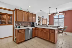 26525 S Lyndsay Dr, Channahon, IL 60410 - Photo 7