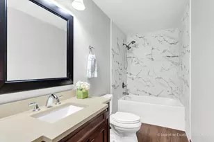 327 Shadybrook Ln, Aurora, IL 60504 - Photo 15