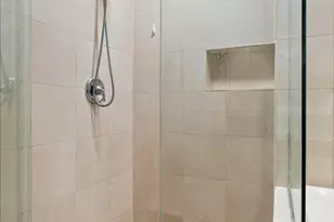 415 E North Water St, Chicago, IL 60611 - Photo 29