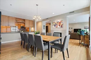415 E North Water St, Chicago, IL 60611 - Photo 15