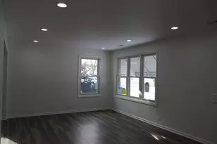 17563 Western Ave, Homewood, IL 60430 - Photo 11