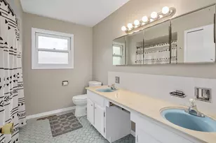 6955 Parkview Dr, Downers Grove, IL 60516 - Photo 13