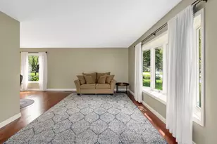 6955 Parkview Dr, Downers Grove, IL 60516 - Photo 7