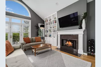 3027 N Racine Avenue #3, Chicago, IL 60657 - Photo 5