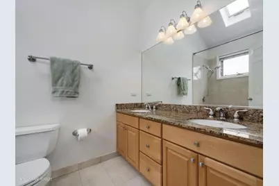 3027 N Racine Avenue #3, Chicago, IL 60657 - Photo 13