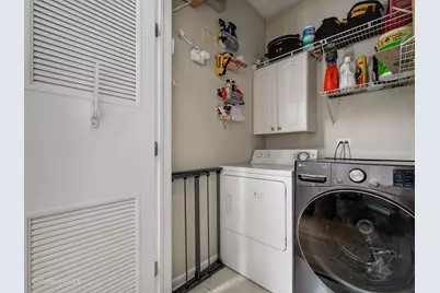 3027 N Racine Avenue #3, Chicago, IL 60657 - Photo 17