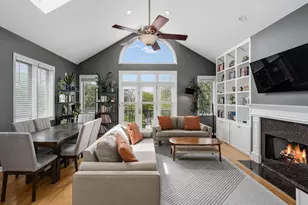 3027 N Racine Ave, Chicago, IL 60657 - Photo 3