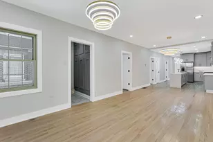 5218 W 55th St, Chicago, IL 60638 - Photo 7