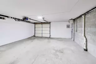 1757 W Sunnyside Ave, Chicago, IL 60640 - Photo 35