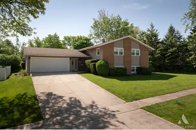 6425 Clark Drive, Woodridge, IL 60517 - Photo 3