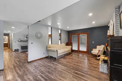 2005 Clover Court E, Champaign, IL 61821 - Photo 9